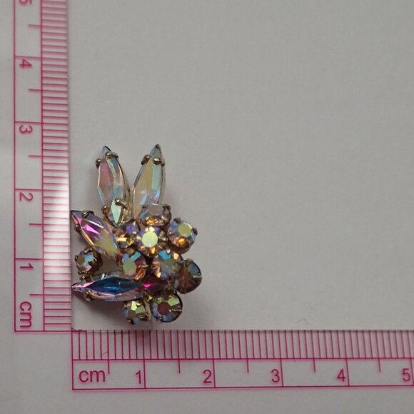 Vintage Sherman Pinwheel Design Brooch & Clip-On Earring Set - Picture 10 of 11